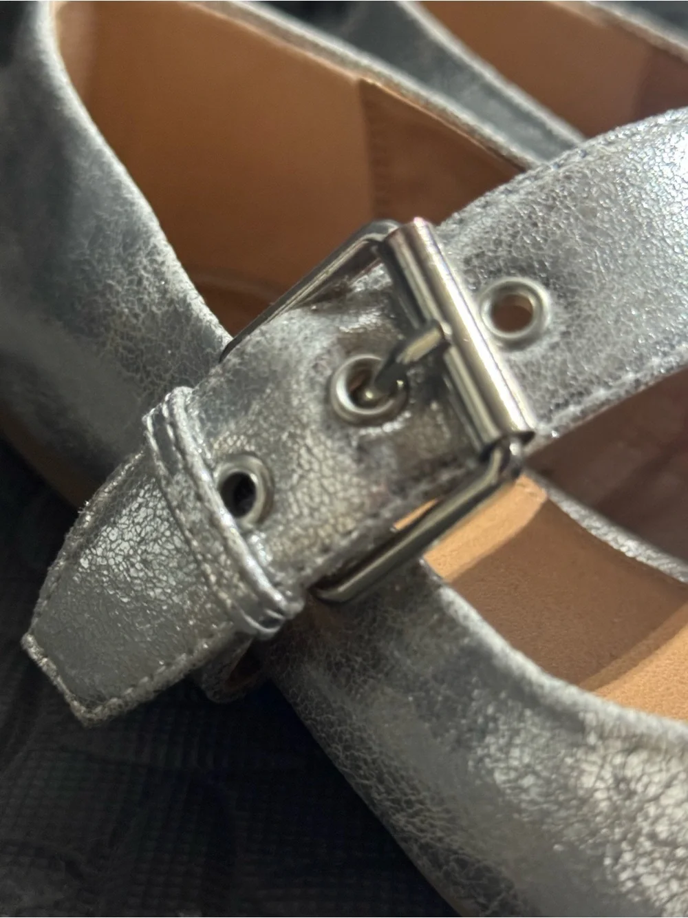 Dolce Vita Marcello Women’s Silver Metallic Mary Jane Flats Size 7
